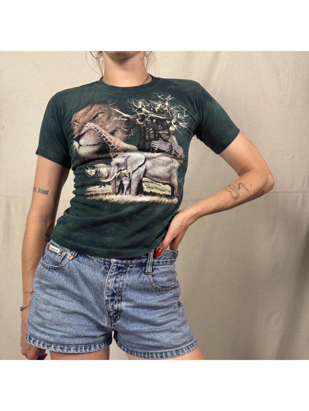 Vintage Cincinnati Zoo Wildlife Tee